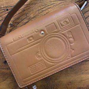 Kate Spade Camera Purse 📸